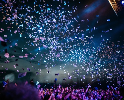 Lo Streaming i Fan le Canzoni e i Musicisti